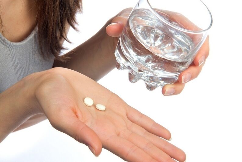 tomando comprimidos para osteocondrose cervical